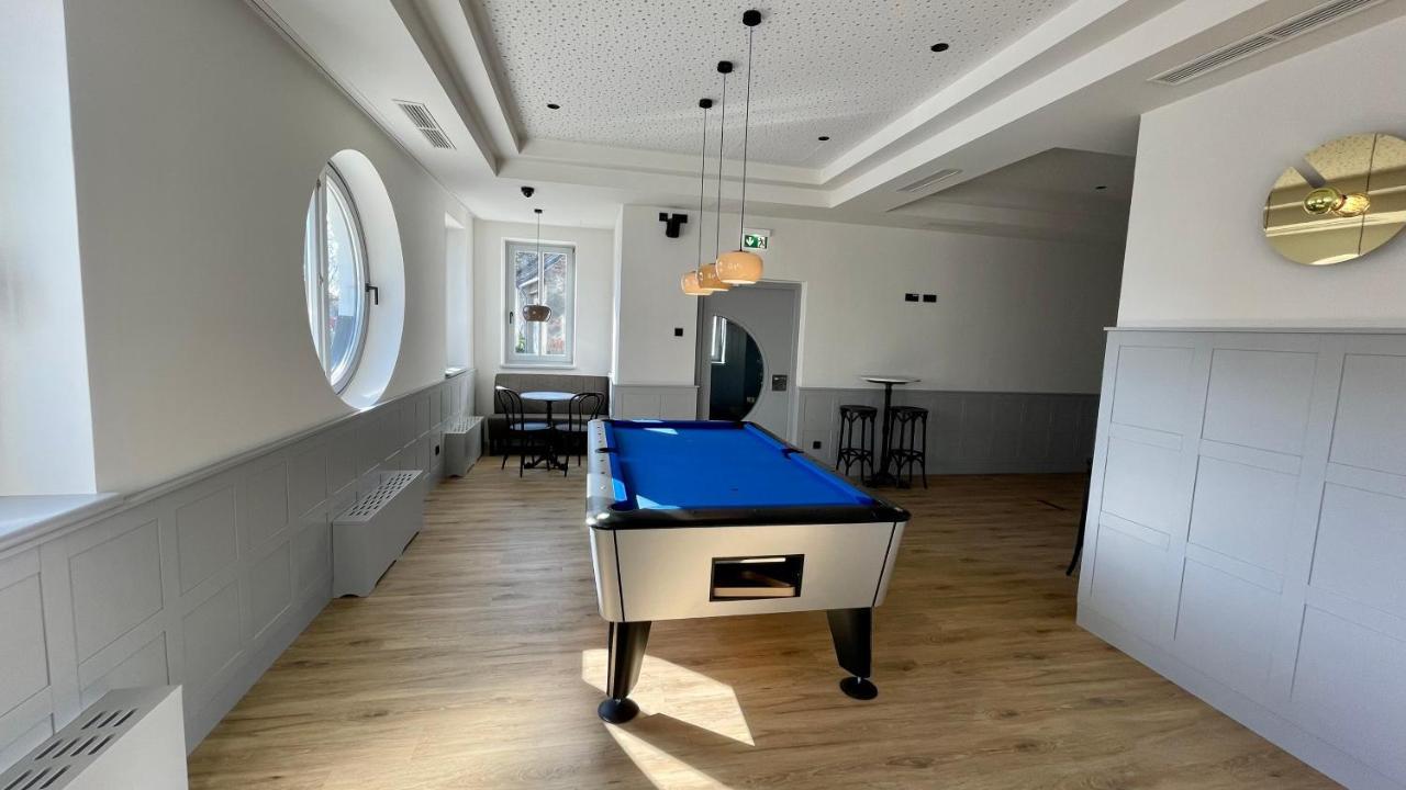 Hotel Luis Von Weyden à Weiden am See Extérieur photo